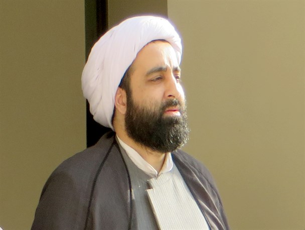 مسئولان با حرکت در مسیر توسعه ،شعار سال را محقق کنند