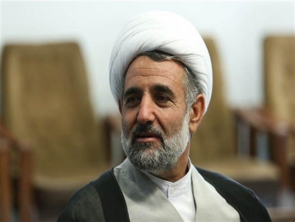 در تحقق عنوان شعار سال های گذشته کوتاهی شد/ بانک ها با پول مردم کاسبی و بنگاه داری می کنند