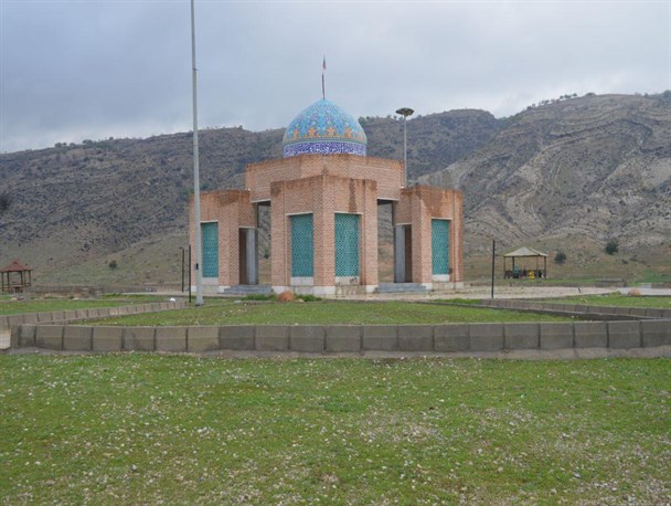 تپه نورالشهدا باشت میزبان مسافران و گردشگران نوروزی+تصاویر