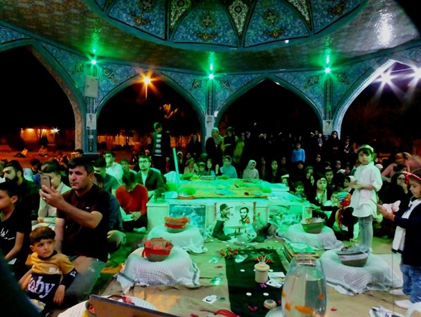 لحظه تحویل سال در جوار شهدای گمنام گچساران+تصاویر