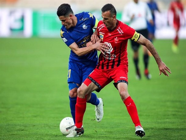 فرهادِ رفت و برگشت/ تصویر وارونه یک رویای سرخ!