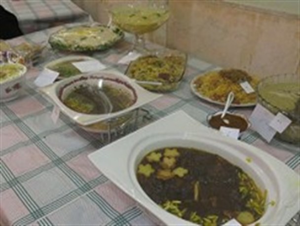 دومین جشنواره غذاهای ایرانی ویژه بانوان سرآشپز در دولت آباد