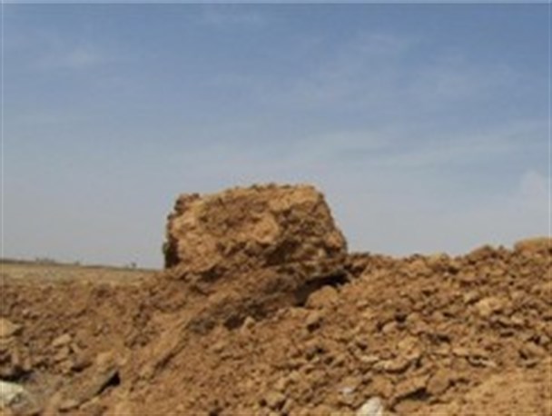 بقایای آثار تاریخی، باقدمتی قبل از صفویه در شاپورآباد تخریب شد+  تصاویر