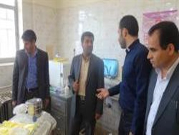 بازدید فرماندار سیروان از مراکز درمانی شهر لومار