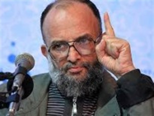 مداخله غرب در کشورها برای برقراری صلح نیست بلکه به دنبال بهره برداری از منافع ایشان است