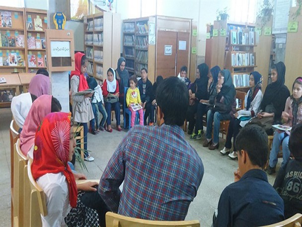 اولین جلسه کلاس جمع‎خوانی و روان‎خوانی کتاب در کتابخانه شهید بهشتی آشخانه برگزار شد