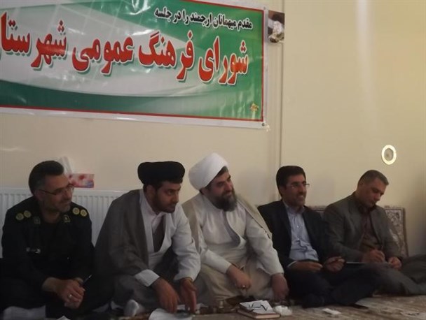 بسیج توان بالایی در ساماندهی امور جوانان دارد/ بی رغبتی به کار کردن درد فرهنگی جامعه است