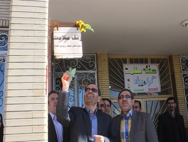 رشد و پویایی سطح سلامت جامعه با شاخص های بهداشتی و درمانی ارتقا می یابد