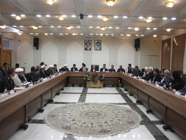 اعتکاف نباید یک اقدام دولتی حساب شود/فرهنگ و اقتصادمقاومتی نیازمند گفتمان‌سازی