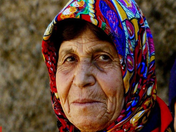روی سفید اقتصاد مقاومتی در دم و دستگاه ساده و روستایی ننه هاجر + تصاویر
