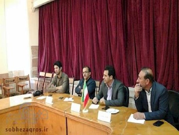 دهیاران بازوهای دولت هستند و وظایف سنگینی برعهده دارند