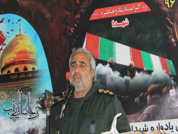 کسی را انتخاب کنید که روحیه انقلابی گری داشته باشد/جبهه غیرانقلابی همیشه در مقابل امام و رهبری ایستاده است