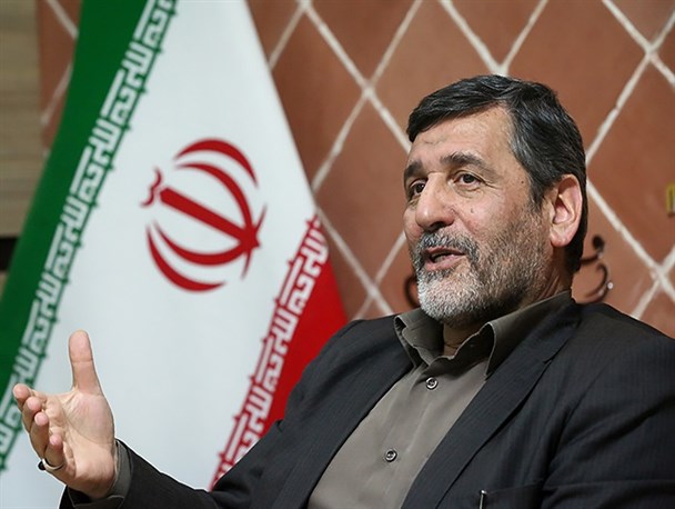روحانی گزینه «عاریتی» اصلاح‌طلبان بود/ مواظب باشیم در پازل دشمن بازی نکنیم