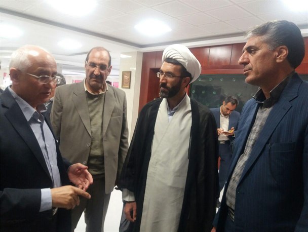 مهرانه نه برای کشور بلکه برای منطقه آبروست/به وجود دفتر مهرانه در شهرستان تکاب افتخار می‌کنم
