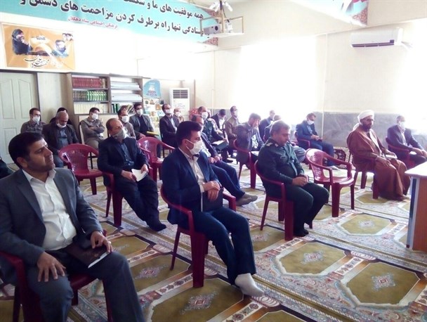 شناسایی یک هزار و 600 خانواده آسیب دیده از کرونا در دهگلان/ توزیع 280 بسته معیشتی تاکنون