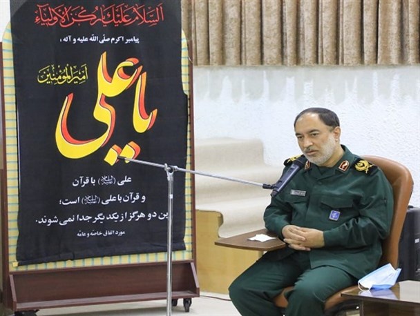 نگرانی استکبار از پیشرفت های سپاه در حوزه های دفاعی/ وظیفه خود می دانیم هنگام مشکلات در کنار مردم باشیم