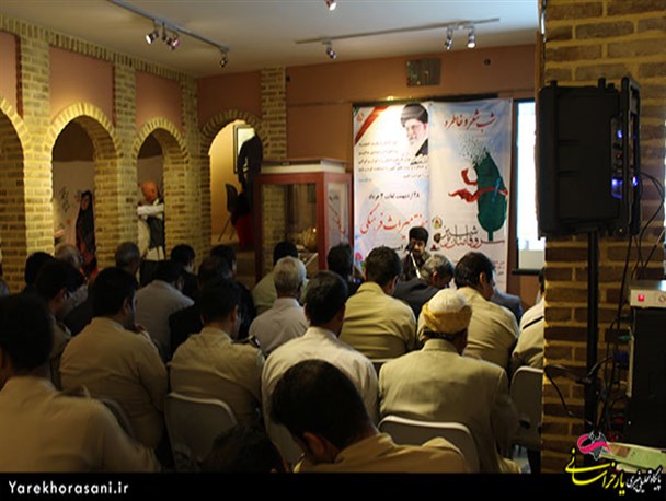 شب شعر «سرو قامتان ترشیز » در شهرستان خلیل آباد برگزار شد