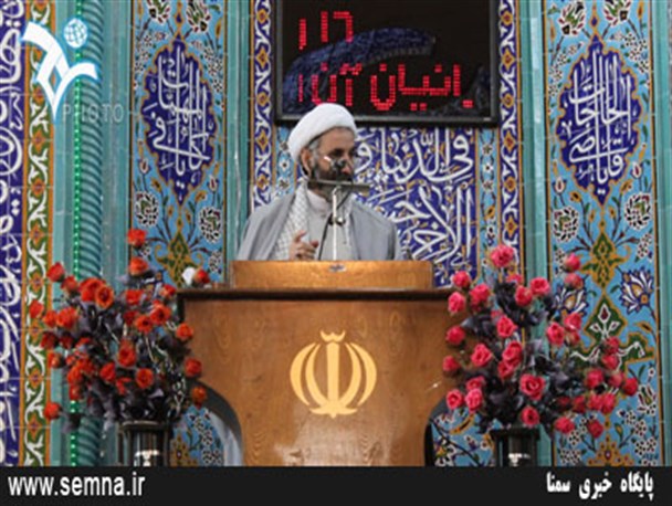 پاسدارن حافظان دین و انقلابند