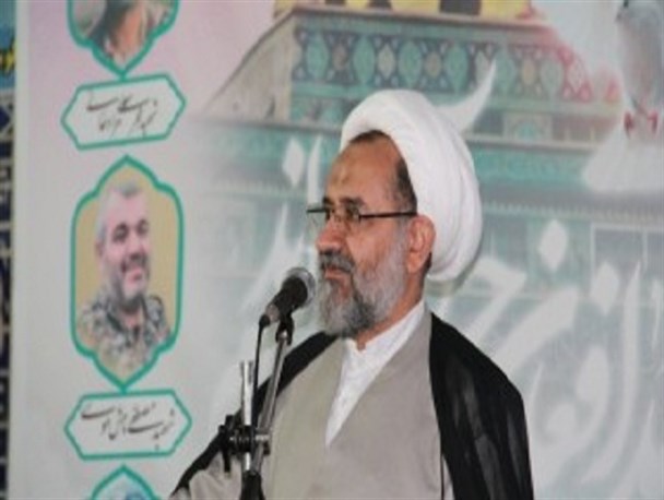 مأموریت دختر شخصیت معروف در دیدار با بهائیان/ کمک 40 میلیارد دلاری عربستان به صدام/ تنها 30 درصد مشکلات کشور ناشی از تحریم‌ها است