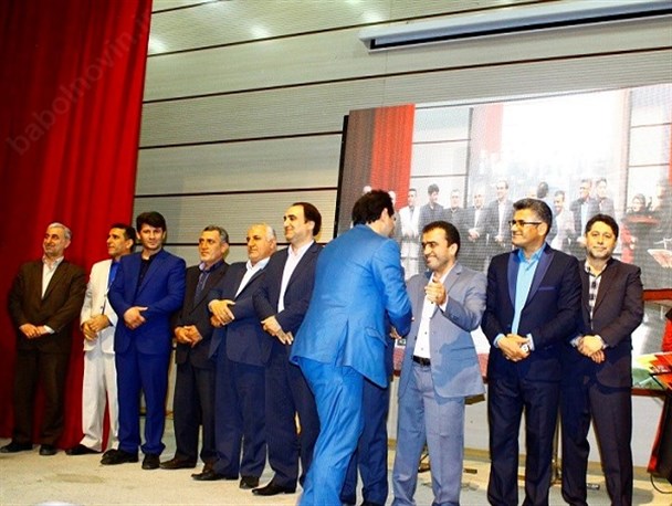 آیین تکریم و تقدیر از برترین ورزشکاران بابلی سال 94 برگزارشد+تصاویر