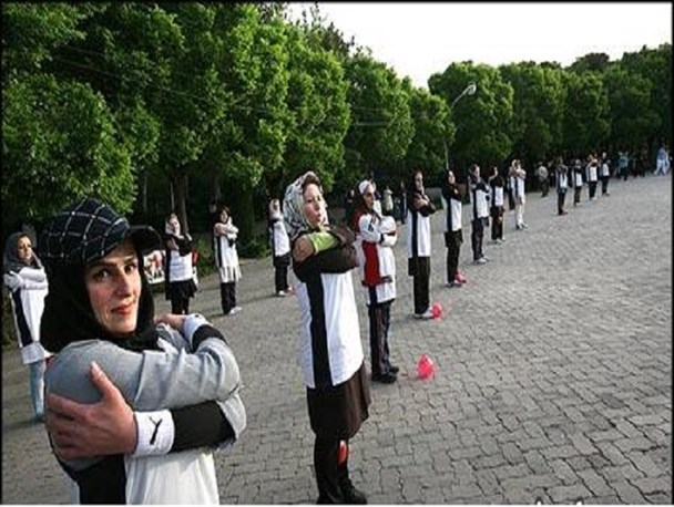 گل محمدی: به قول هایم برای توسعه ورزش بانوان عمل نکردم/ توجه ویژه به ورزش بانوان و المپیادهای ورزشی در اولویت برنامه های سال 95