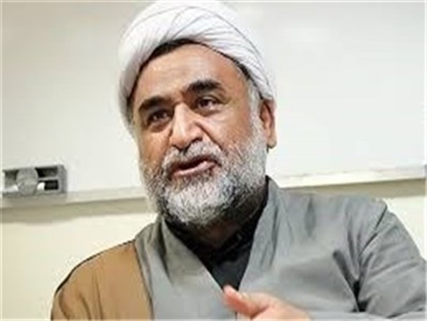 امید به دشمن حاصلی را به ارمغان نمی آورد/ مشکل اصلی اقتصاد کشور ضعف مدیریت در راهبردهای کلان اقتصادی است
