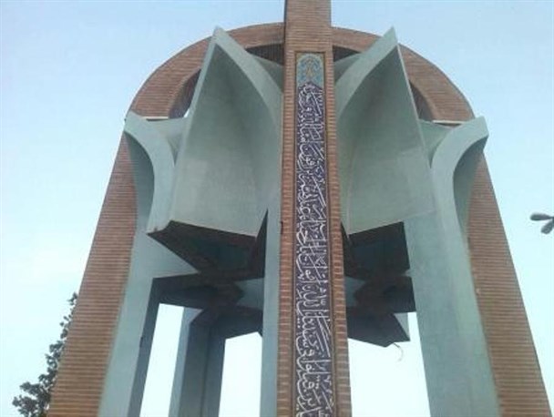 یادمان شهدای گرمی همچنان در خاموشی است/پروژه افتتاح شده در انتظار تکمیل‎شدن