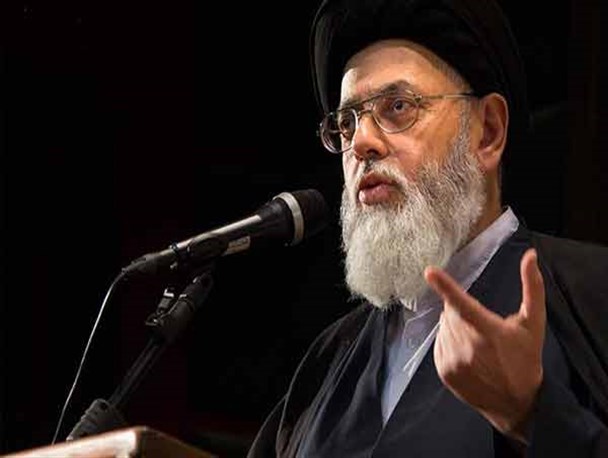 تقدیر از جمع آوری قلیان ها و تعطیلی مراکز عرضه آن در یزد/ این حرکت باید مستمر، قاطع و فراگیر باشد