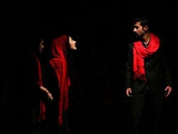 کمبود بازیگر دلایل افت تئاتر جاسک/حمایت مسئولان کافی نیست