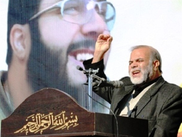 برخی در خواب غفلت به سر می برند و دشمنان را دشمن نمی دانند