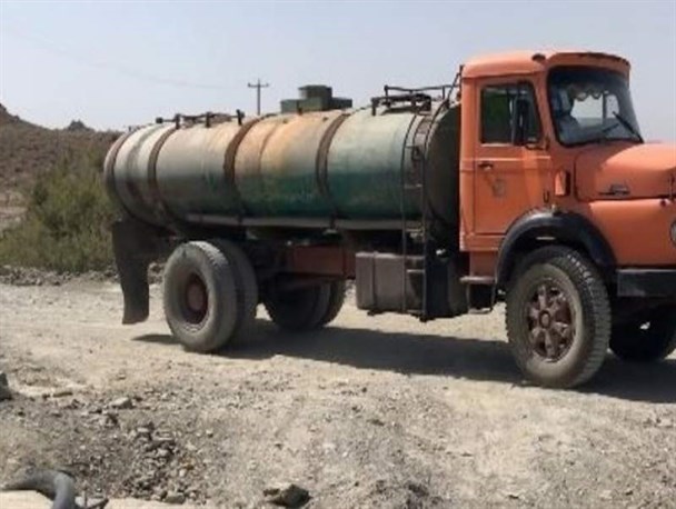 ادعای نماینده حوزه انتخابیه سراوان و تذکر به وزیر نیرو/ آب آلوده سهم روستانشینان شرقی‌ترین نقطه کشور؟!