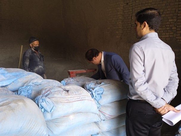 نظارت تعزیرات حکومتی یزد بر عرضه و فروش مصالح ساختمانی