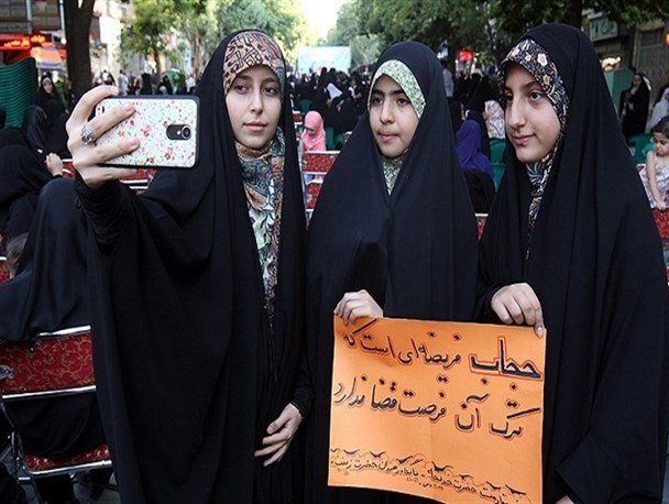 بدحجابی پروژه‌‌ای ‌مهم برای ‌نفوذ دشمن/ تبدیل حجاب به مناسک میان‌تهی؛ راهبرد آینده‌ نظام سلطه