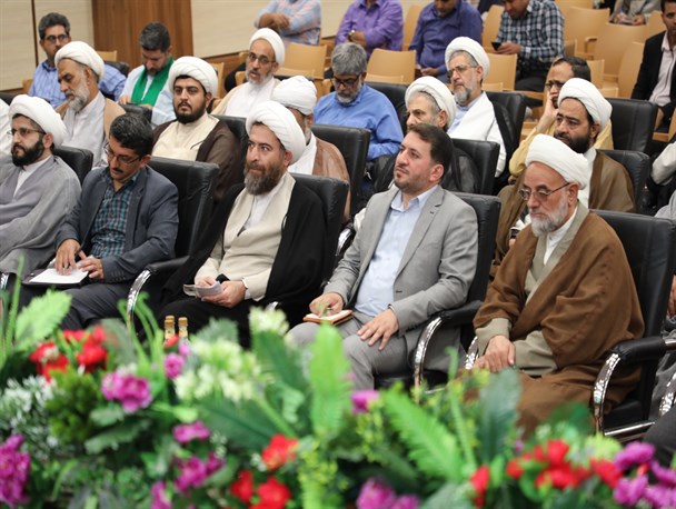 آیین تجلیل و تکریم برگزیدگان تبلیغ استان یزد