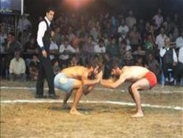 پهلوانان و سرپهلوانان برتر مسابقات کشتی لوچو بابلسر مشخص شدند