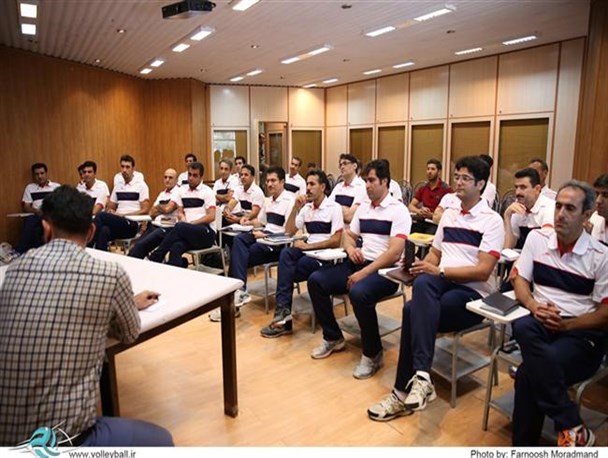 حضور معلم ارومیه ای در دوره مربیگری والیبال سطح یک بین الملل