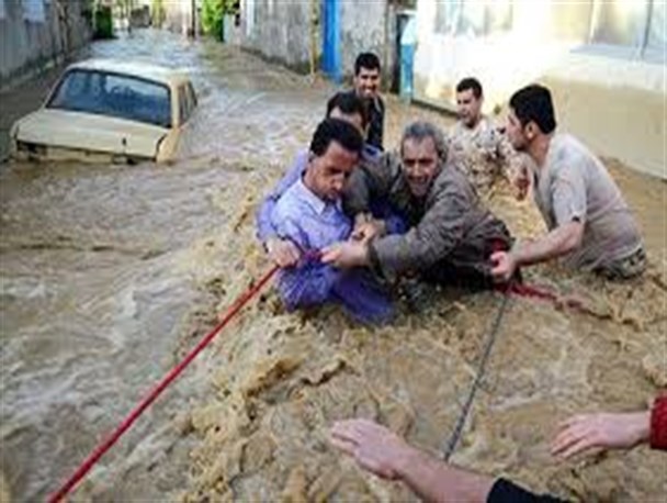 وقتی سیل لاکردار مسئولین نازنین و همیشه در صحنه را غافلگیر میکند!/ ستاد بحران البرز، مسئولینی که مسئول نبودند!