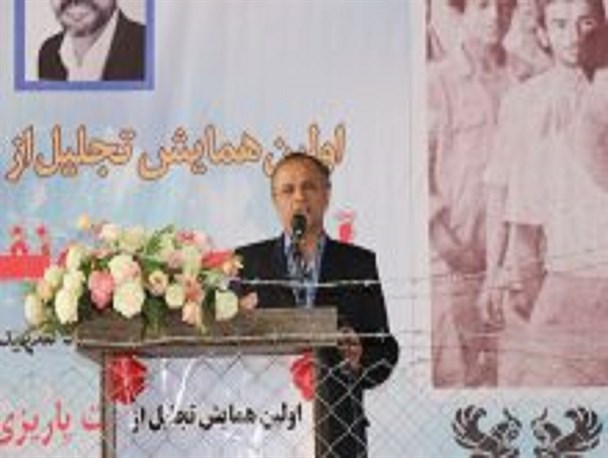 اقتصاد مقاومتی با همکاری مردم و شکستن بروکراسی اداری امکانپذیر است