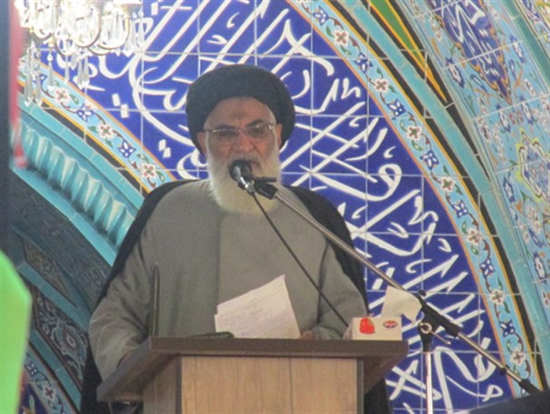 پرداخت حقوق‌های نجومی با روح انقلاب منافات دارد/ اشتغال جوانان؛ مهمترین اولویت کاری مسئولان باشد