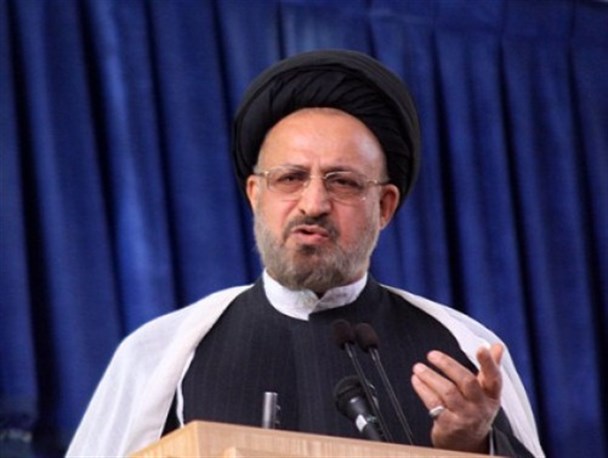 غارت از بیت المال از دوران سازندگی شروع شد/دستگاه های نظارتی تخلف برخی از اعضا شورا و شهرداران فارس را به مردم گزارش دهند