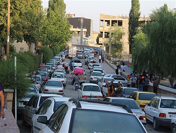 سردرگمی مردم سپیدان در ترافیک گردشگران