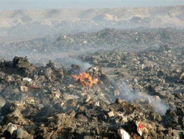 آتش سوزی در الیگودرز تلنگری به مدیریت شهری / خواب سنگین مسئولان در زمان مدیریت بحران+تصویر
