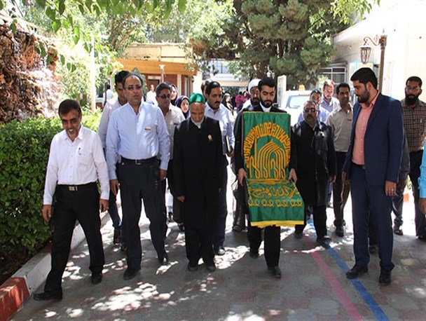 بازدید خدام امام رضا(ع) از مرکز ناباروری یزد+تصاویر