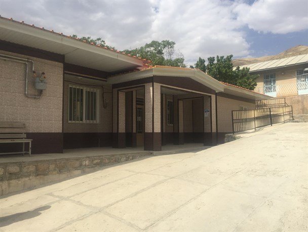 آغاز افتتاح طرح‌های محرومیت‌زدایی در کردستان/ افتتاح مرکز جامع بهداشت روستای پایگلان به نمایندگی از 4 هزار و 500 پروژه کشوری