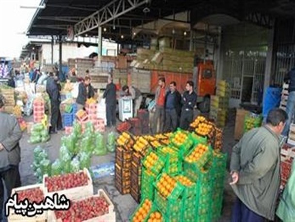 کوتاهی مسئولین شاهین دژ در احداث بازار روز میوه و تره بار