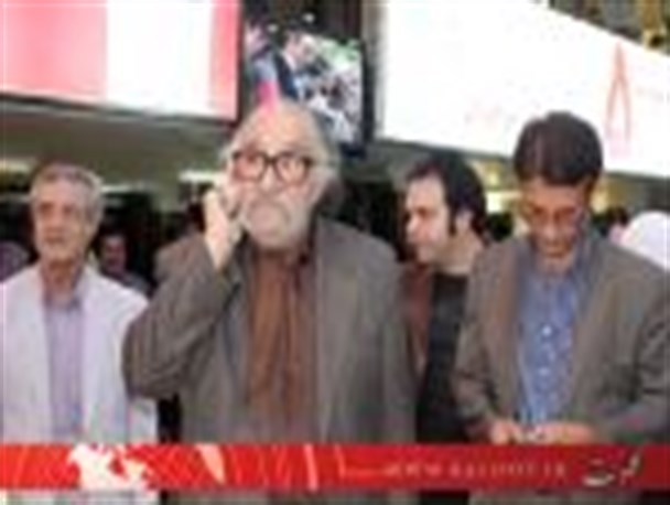 استقبال پر شور مردم کرمان از داریوش ارجمند