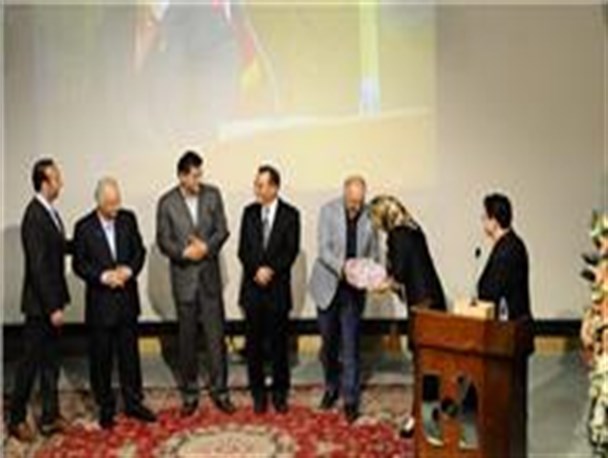 علوم پزشکی گیلان از انتقادهای سازنده و به‌دور از غرض‌ورزی استقبال می کند