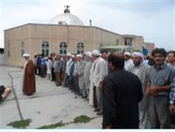 برگزاری نماز میت با حضور شیعه و اهل سنت در مراوه تپه+تصویر