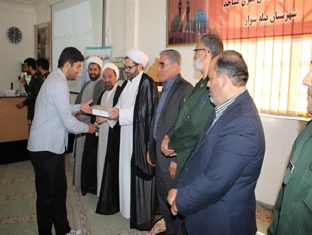 تجلیل از خادمان و فعالان فرهنگی مساجد در بیله‌سوار+تصاویر
