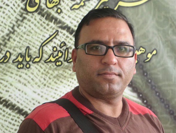 هنر بعنوان شغل  در جامعه جایگاهی ندارد/ مسئولان در مسیر هنر سنگ‌اندازی نکنند /وضعیت فرهنگی و هنری بندر لنگه ضعیف است